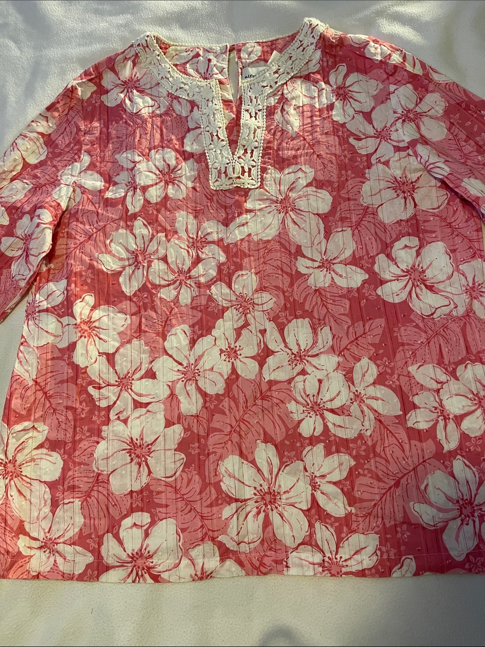 Alfred Dunner Pink Floral Tunic with Lace Neckline
